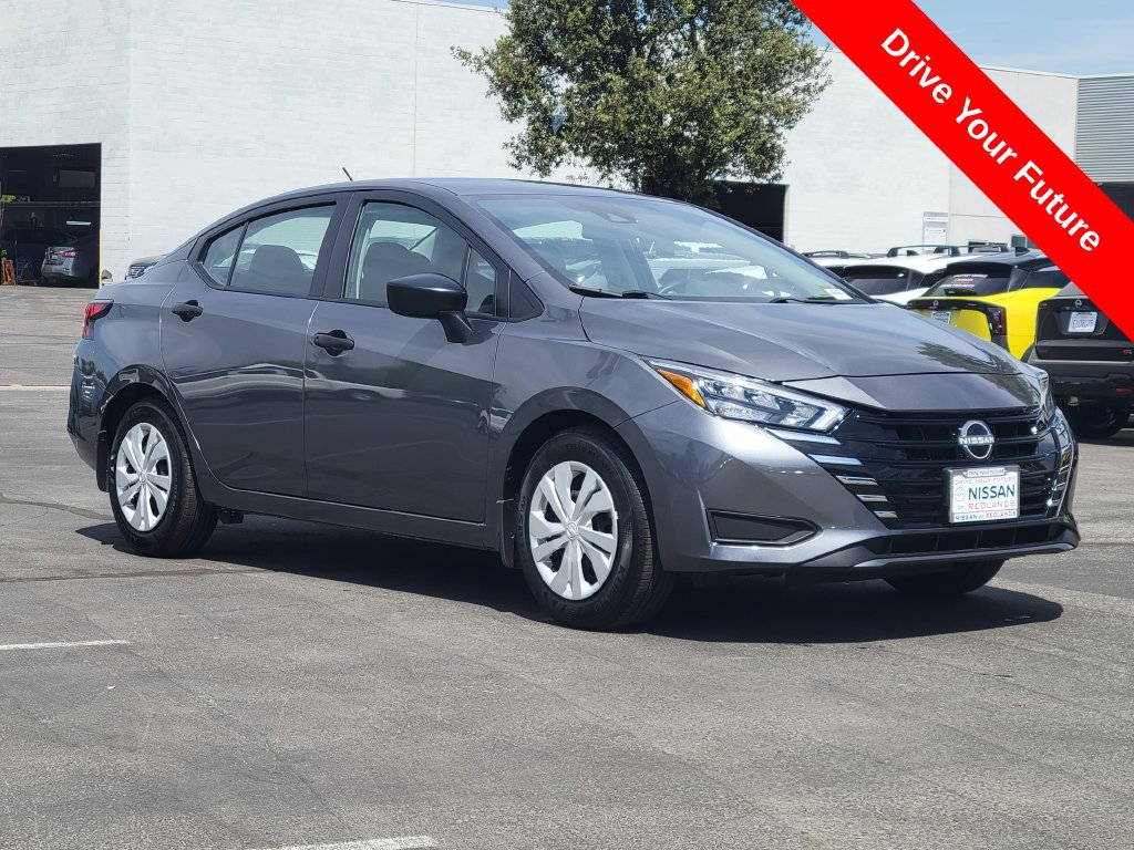 Used 2025 Nissan Versa S w/ Trunk Package FWD image 33
