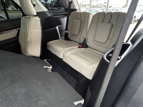 Used 2016 Ford Explorer Platinum AWD/4WD image 16