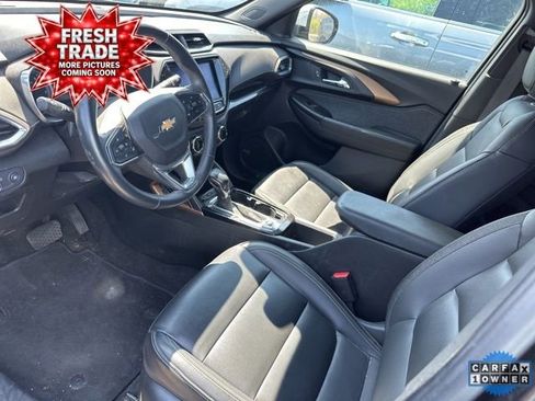 Used 2022 Chevrolet TrailBlazer ACTIV w/ Sun and Liftgate Package image 5