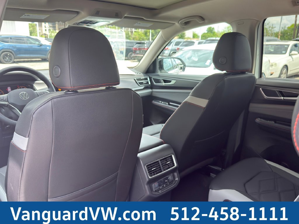 New 2026 Volkswagen Atlas Peak Edition AWD/4WD image 25