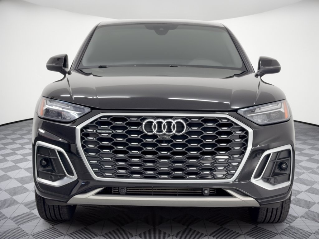 Used 2022 Audi Q5 2.0T Premium Plus w/ Premium Plus Package AWD/4WD image 6