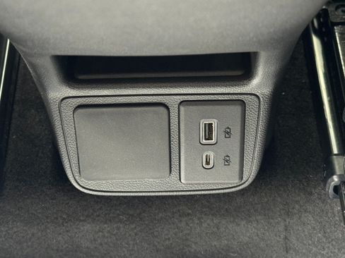 Used 2022 Buick Encore GX Select w/ Sport Touring Package FWD image 30