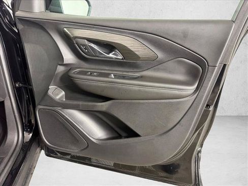 Used 2022 GMC Terrain SLE w/ Driver Convenience Package FWD image 14