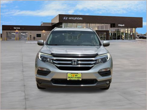 Used 2017 Honda Pilot Elite image 5