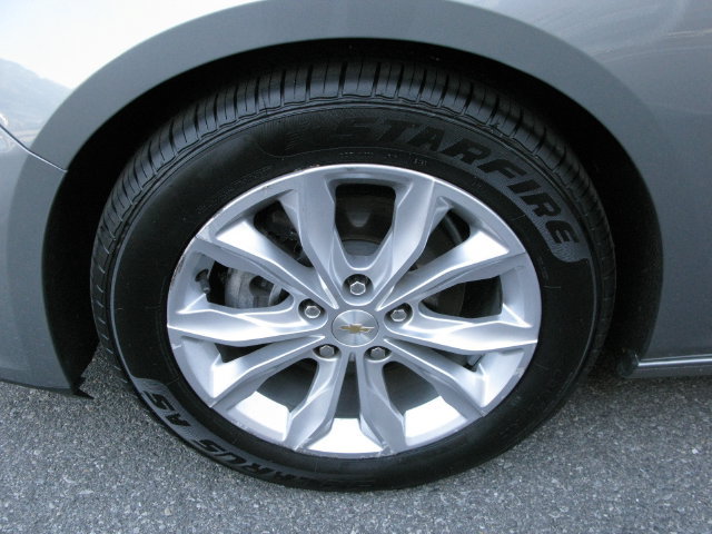 Used 2024 Chevrolet Malibu LT FWD image 10