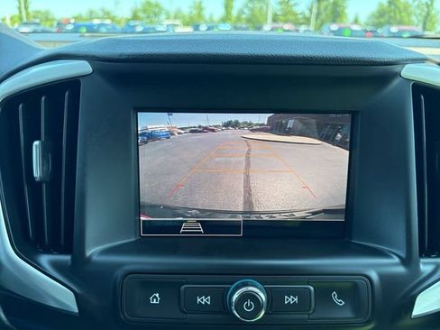 Used 2023 GMC Terrain SLE FWD image 26