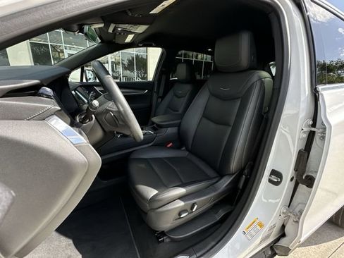 Certified 2023 Cadillac XT5 Luxury w/ LPO, Floor Liner Package FWD image 19