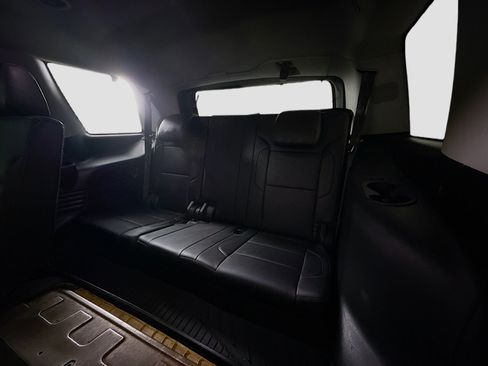 Used 2019 Chevrolet Tahoe LT image 42