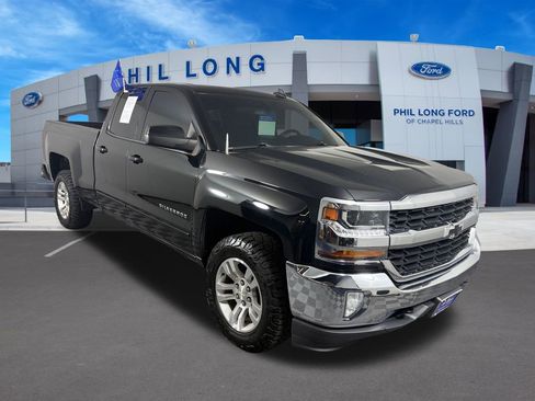 Used 2017 Chevrolet Silverado 1500 LT w/ All Star Edition AWD/4WD image 7