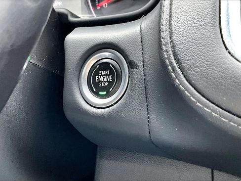 Used 2021 Chevrolet Tahoe Z71 w/ Luxury Package image 28