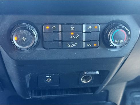 Used 2019 Ford F150 XL w/ Trailer Tow Package RWD image 16