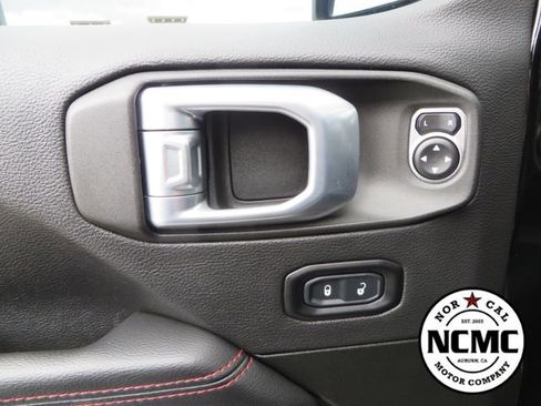 Used 2021 Jeep Wrangler Unlimited Rubicon AWD/4WD image 19