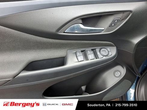 New 2026 Buick Envista Sport Touring w/ Convenience I Package FWD image 9