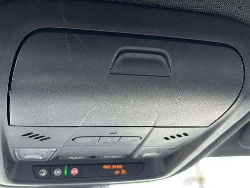 Certified 2023 Buick Enclave Essence FWD image 36