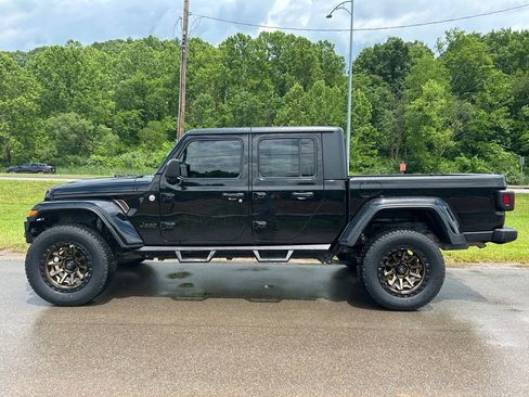 Used 2021 Jeep Gladiator Sport AWD/4WD image 5