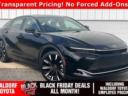 Used 2025 Toyota Crown Platinum