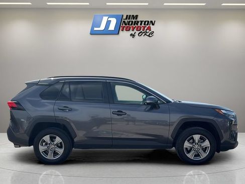 Used 2025 Toyota RAV4 XLE FWD image 4