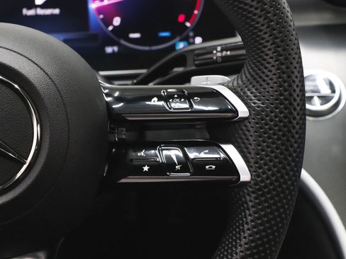 Used 2023 Mercedes-Benz C 300 4MATIC Sedan image 32