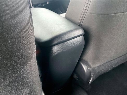 Used 2022 Toyota C-HR Nightshade image 39