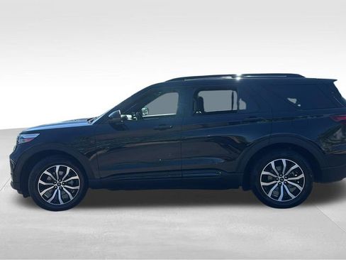 Used 2020 Ford Explorer ST w/ Premium Technology Package AWD/4WD image 4