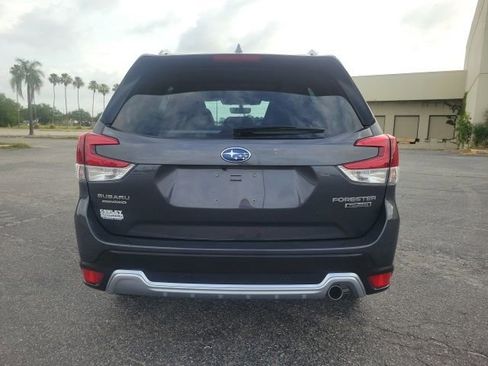 Used 2023 Subaru Forester Touring AWD/4WD image 6
