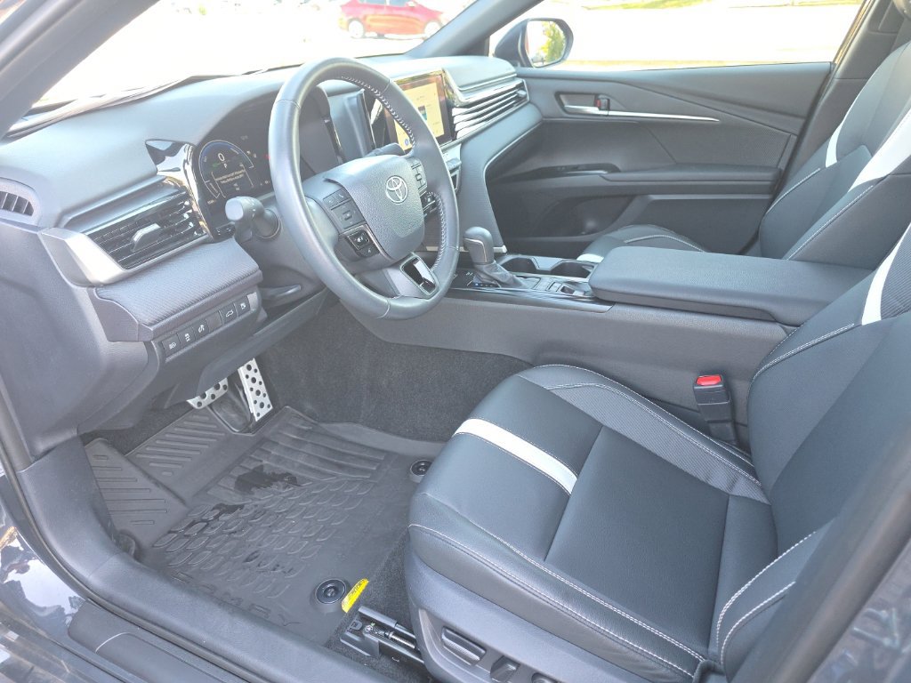 Certified 2026 Toyota Camry SE w/ Convenience Package FWD image 8