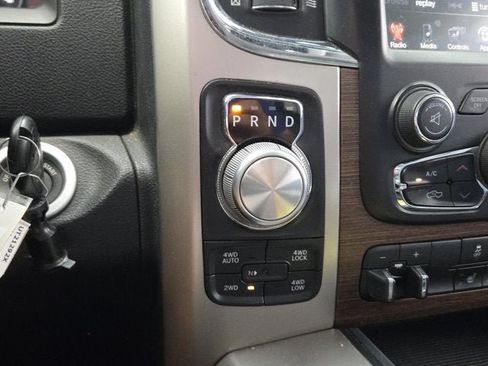 Used 2014 RAM 1500 Laramie AWD/4WD image 23