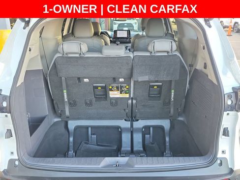 Used 2022 Toyota Sienna XLE w/ XLE Plus Package FWD image 12