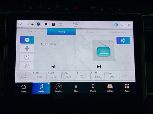 Used 2022 Jeep Grand Cherokee Limited image 10