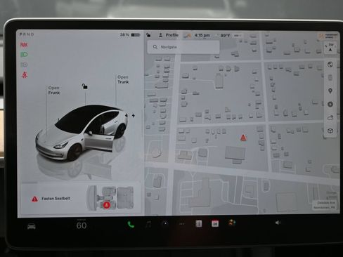 Used 2023 Tesla Model 3 Standard Range RWD image 24
