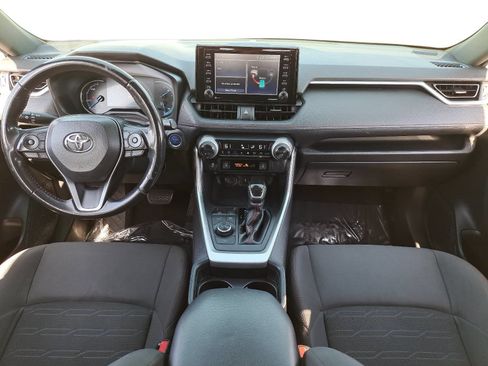 Used 2021 Toyota RAV4 SE w/ Weather & Moonroof Package AWD/4WD image 9