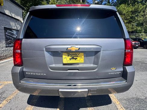 Used 2019 Chevrolet Suburban Premier RWD image 6