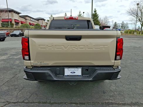 Used 2023 Chevrolet Colorado W/T image 5