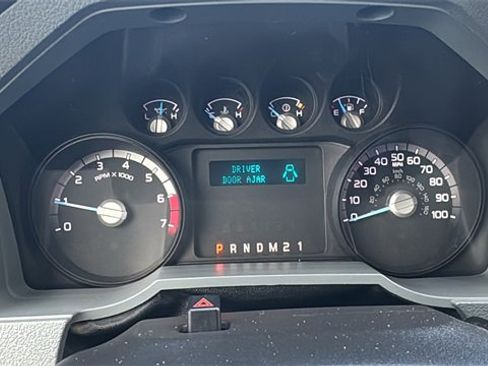 Used 2016 Ford F250 XL w/ Power Equipment Group image 17