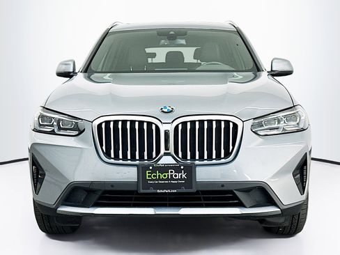 Used 2024 BMW X3 xDrive30i image 2