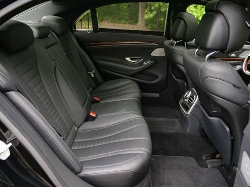 Used 2015 Mercedes-Benz S 550 4MATIC Sedan image 39