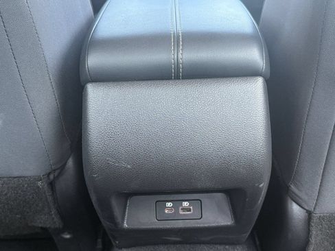 Used 2025 Nissan Altima 2.5 SV FWD image 23