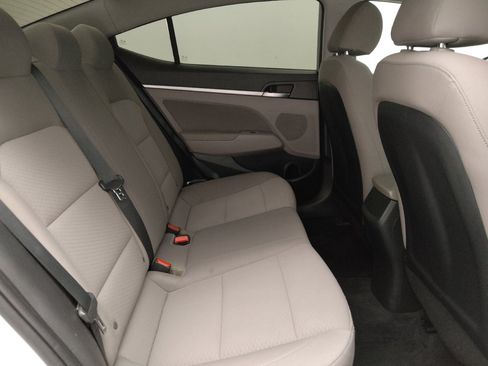 Used 2020 Hyundai Elantra SEL FWD image 19