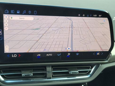 New 2026 Chevrolet Equinox EV LT image 8