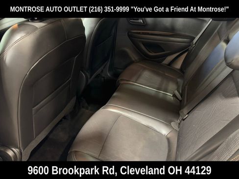 Used 2021 Chevrolet Trax LT image 34