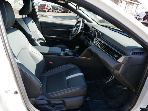 Used 2025 Toyota Camry SE FWD image 8