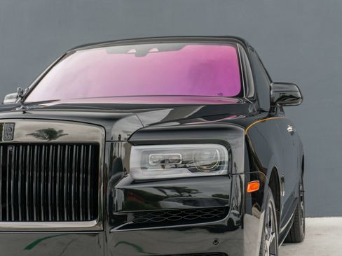 Used 2023 Rolls-Royce Cullinan Black Badge w/ Leather Finishing Pack image 29