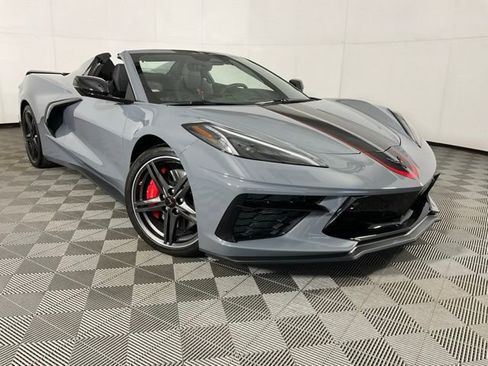 Used 2024 Chevrolet Corvette Stingray Preferred Conv w/ Z51 Performance Package image 3