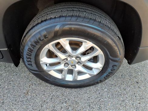 Used 2019 Chevrolet Traverse LT w/ LPO, Floor Liner Package image 7