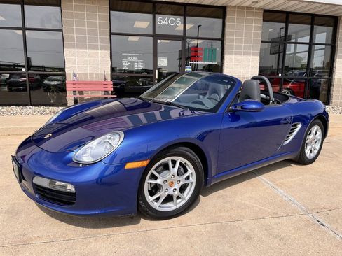 Used 2006 Porsche Boxster RWD image 2