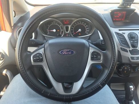 Used 2012 Ford Fiesta SE FWD image 34
