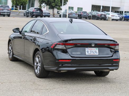Used 2024 Honda Accord EX image 9