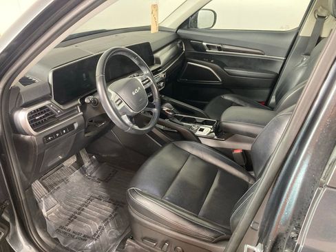 Used 2023 Kia Telluride S w/ S Sunroof Package image 12