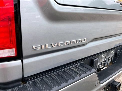 Used 2025 Chevrolet Silverado 2500 High Country w/ High Country Premium Package AWD/4WD image 27
