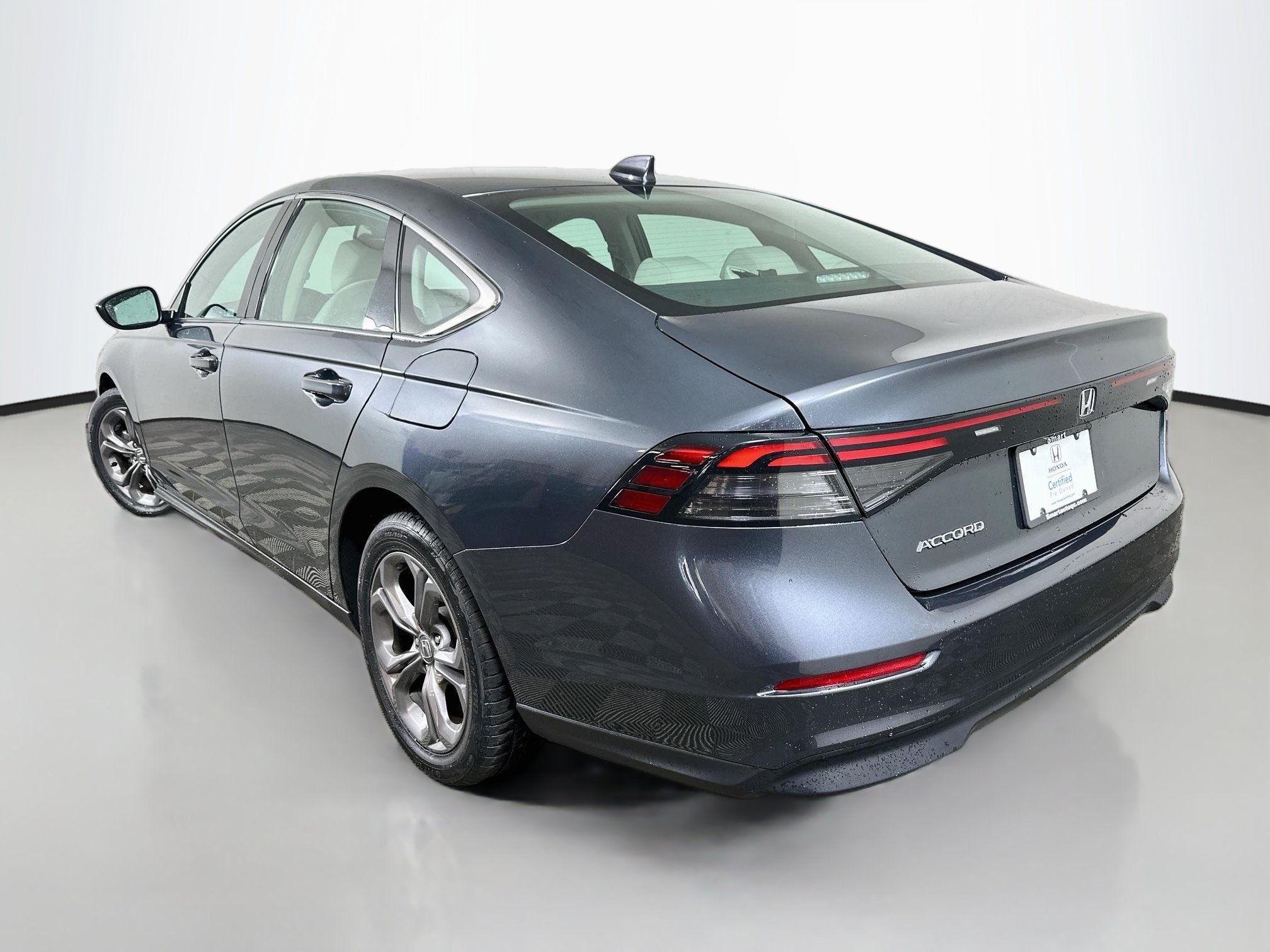 Used 2024 Honda Accord EX image 5